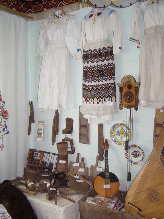 national clothing and embroidery in Western Ukraine